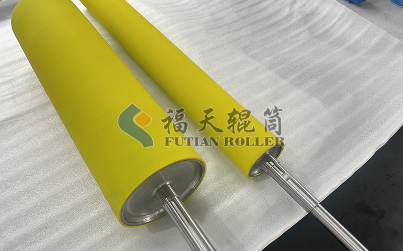 2.聚氨酯驱动辊.jpg