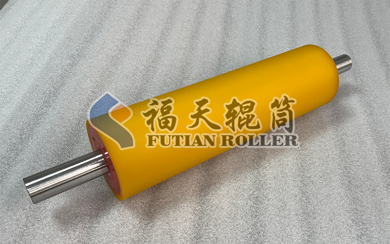 1、非标定制耐磨聚氨酯胶辊.png